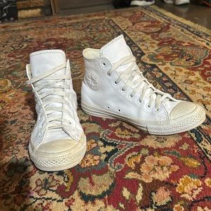 Converse Chuck 70 Hi Tonal Leather 'Triple Egret' Unisex Sneakers A00731C